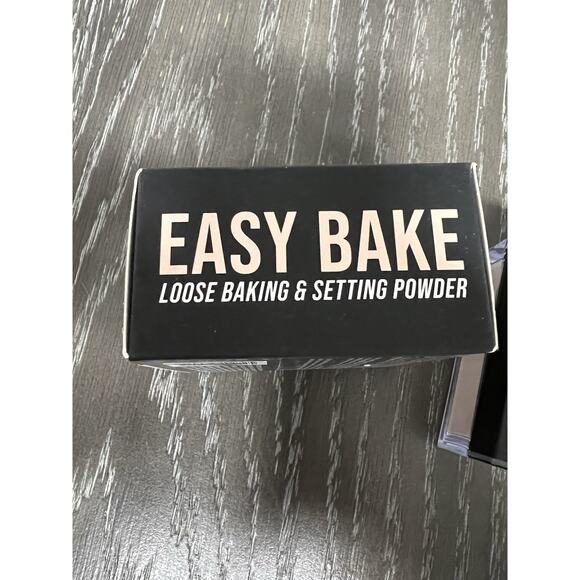 Huda Beauty Easy Bake Loose Baking & Setting Powder - PEACH PIE 20 g .71 oz New - Picture 12 of 15